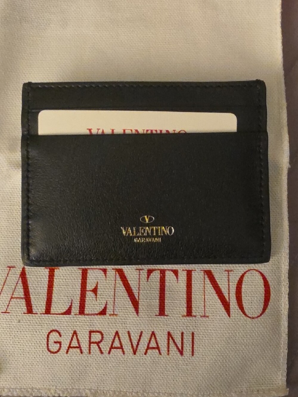 Card holder with studs - Picture 2 of 6